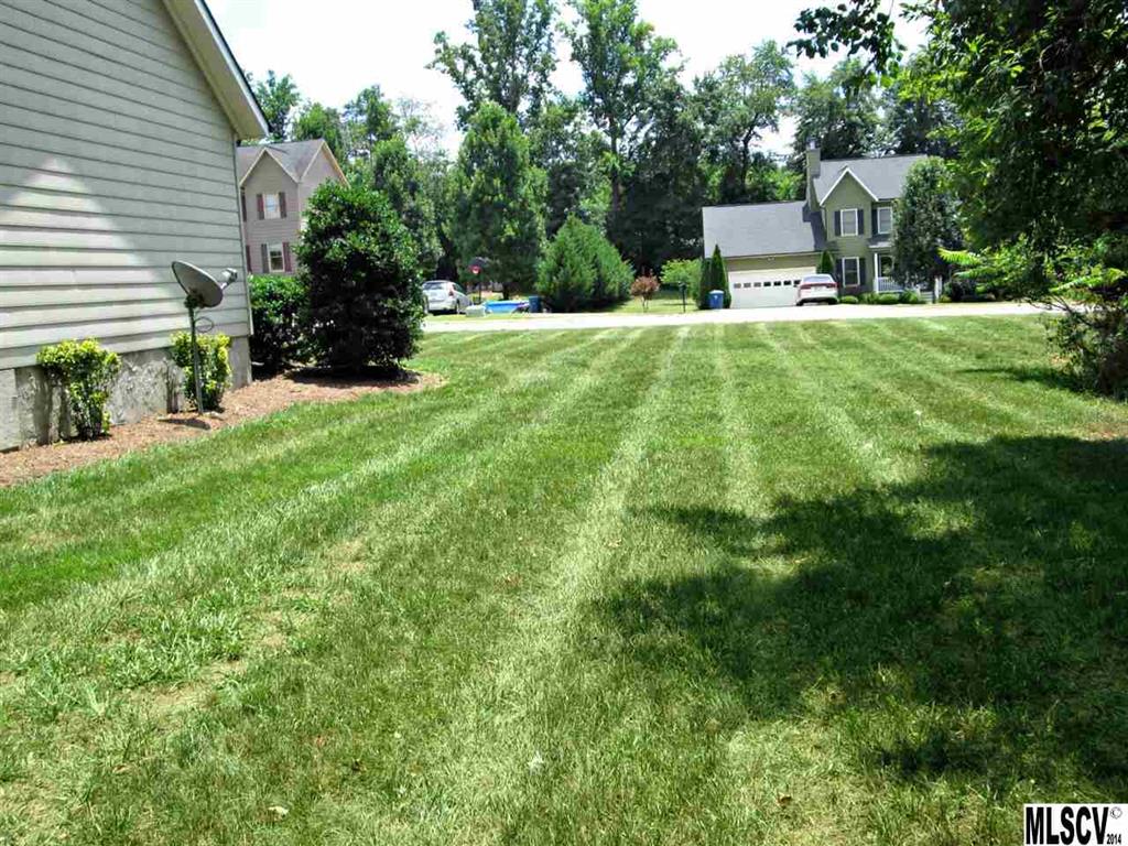 Maple Crest - Residential