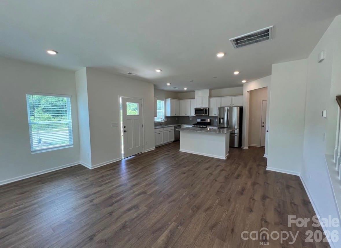 2741 Aubrey Street