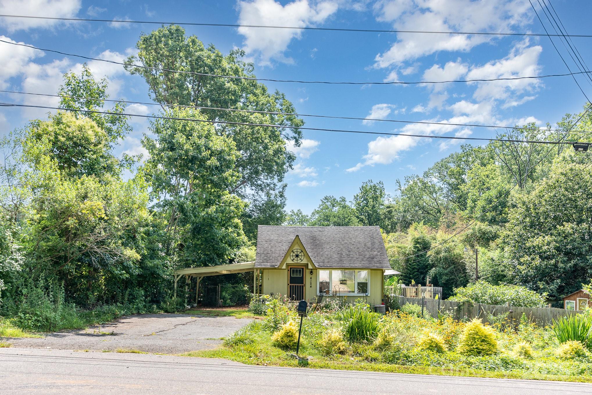 4124 Oakwood Road