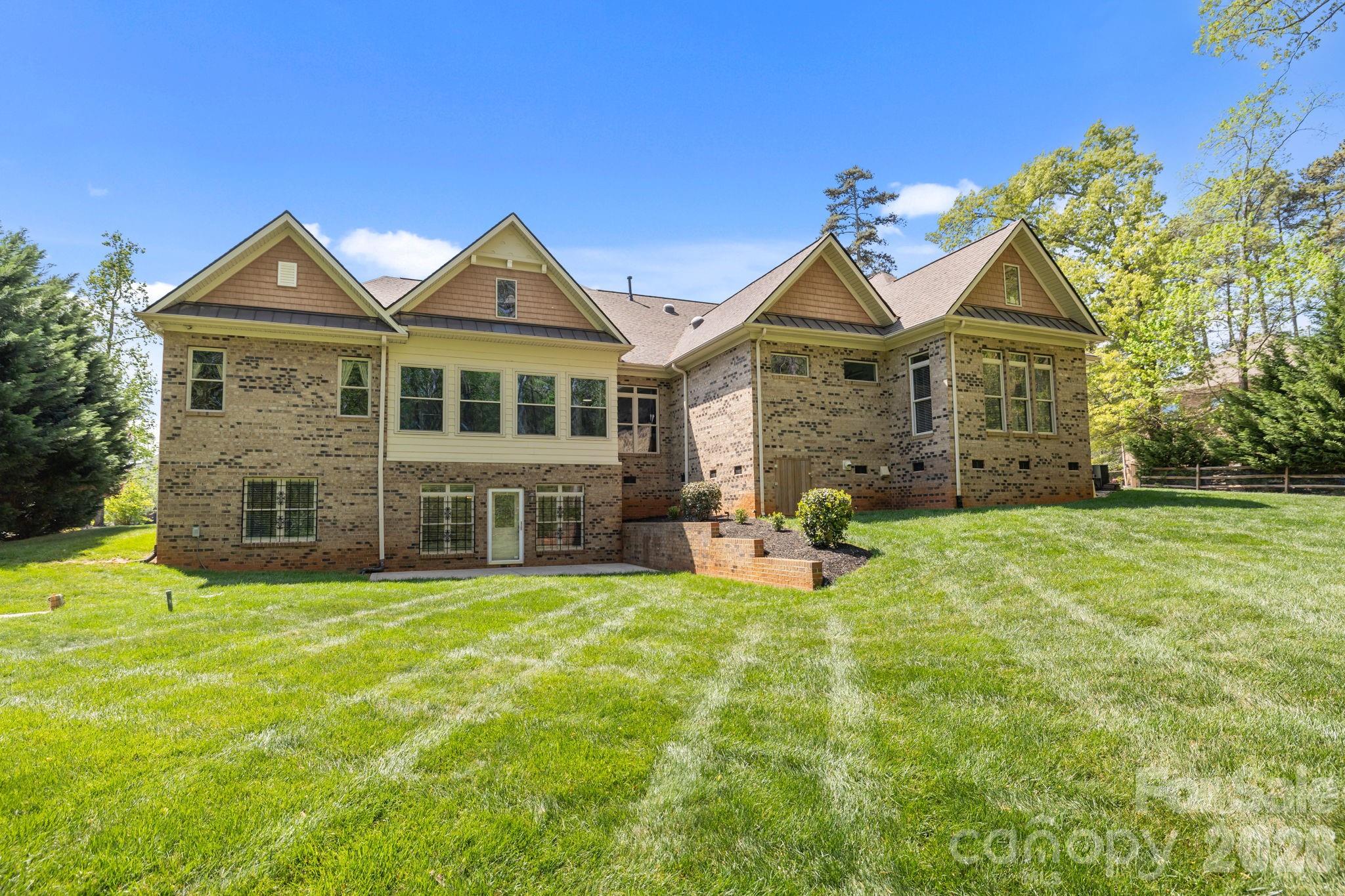 Belle Grove Manor - Residential