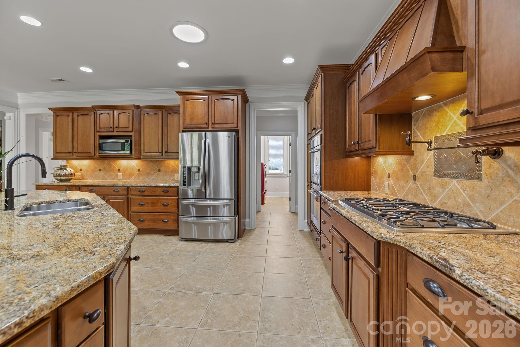 Belle Grove Manor - Residential