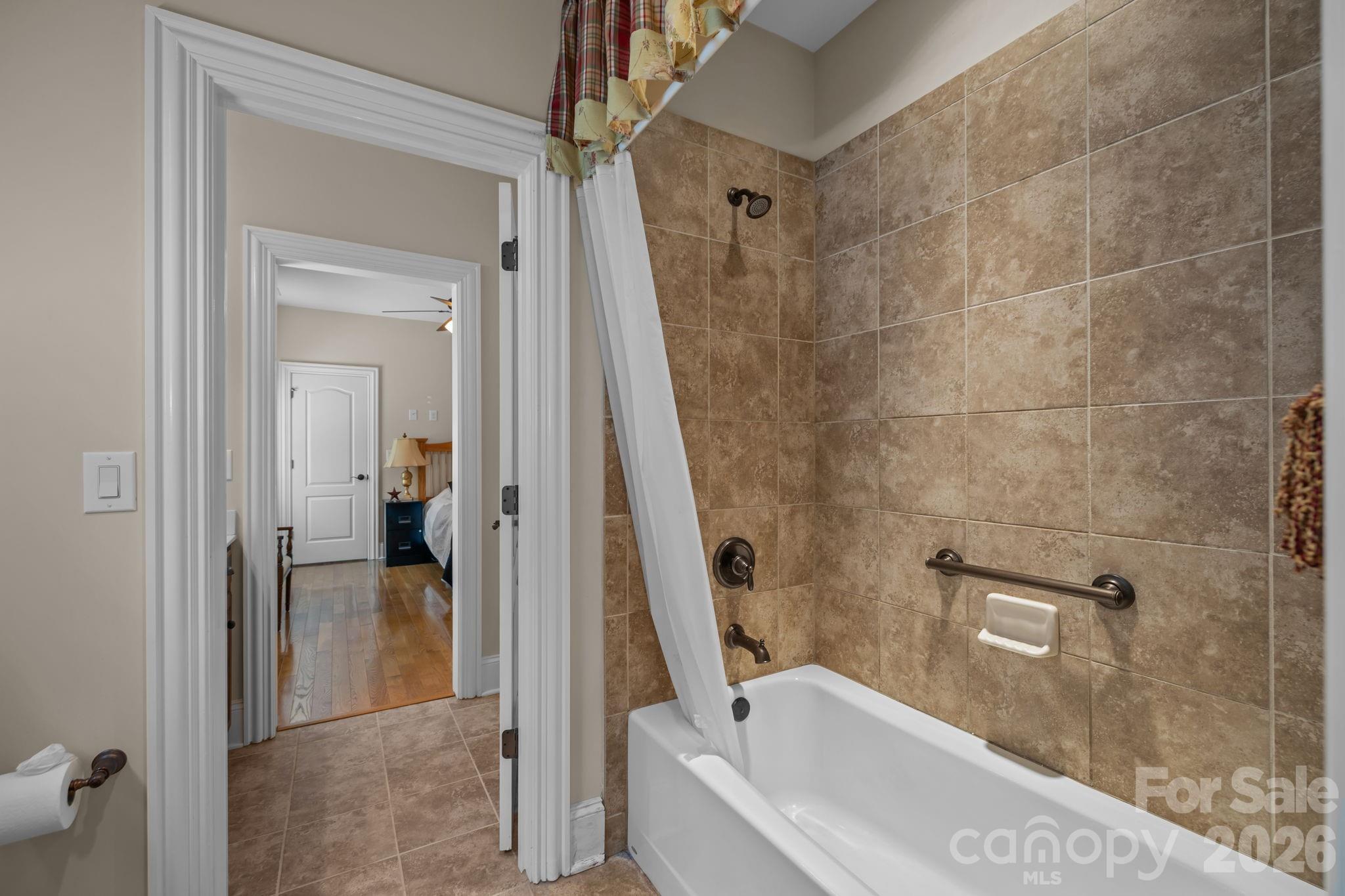 Belle Grove Manor - Residential