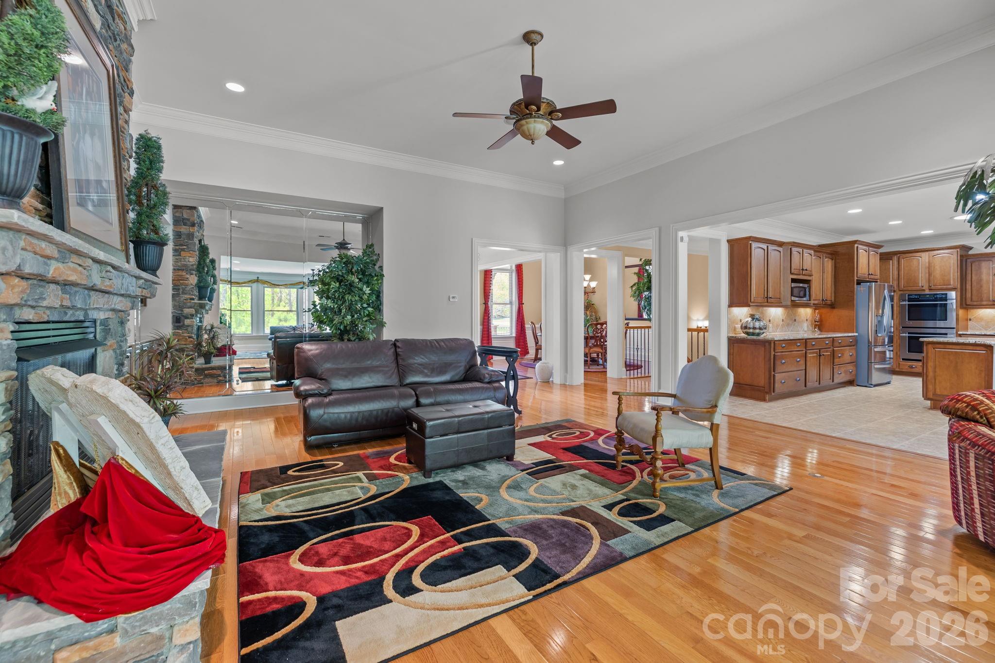 Belle Grove Manor - Residential