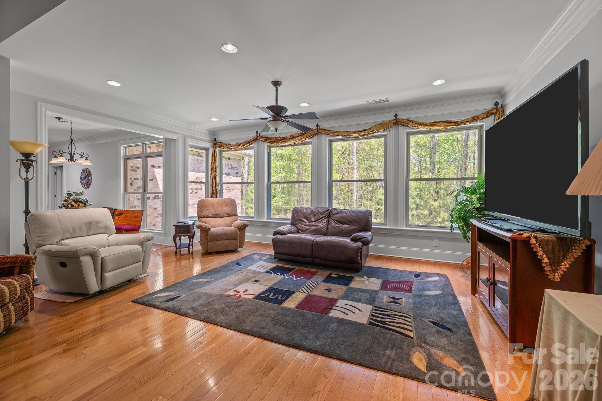 Belle Grove Manor - Residential