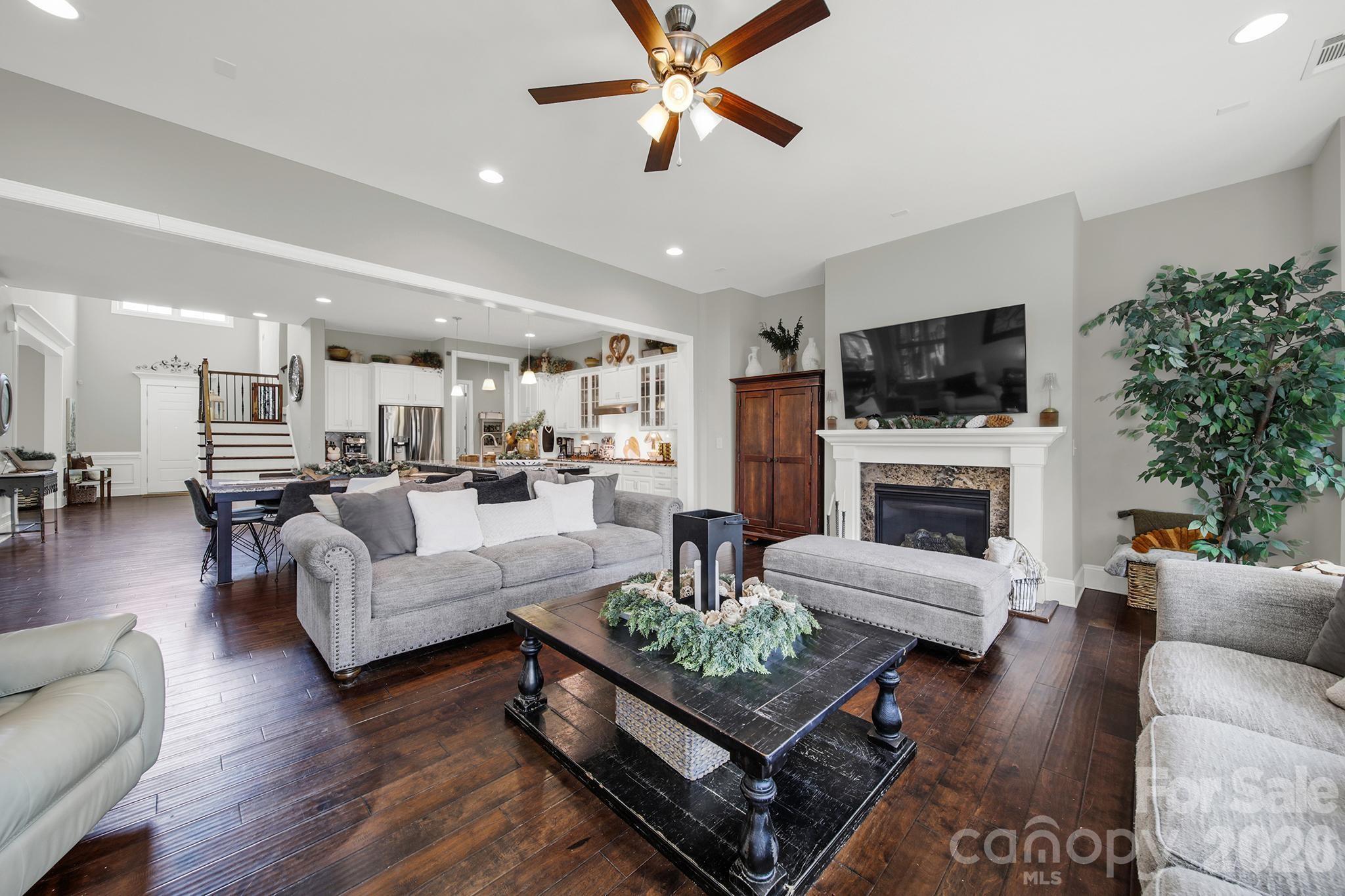 The Retreat at Rayfield - Residential