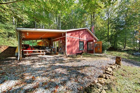 A home in Waynesville