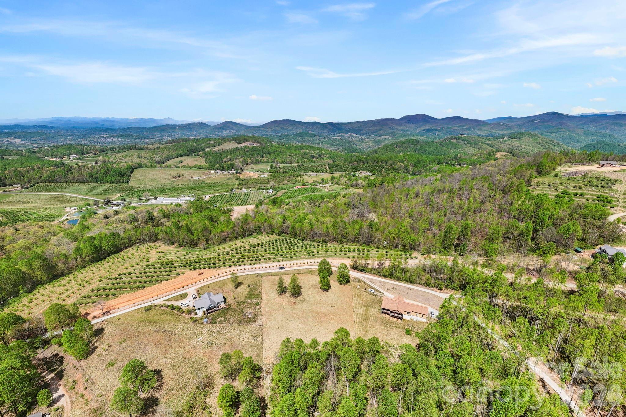 0 Simply Grateful Drive