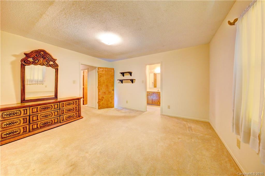 Country Oaks - Residential