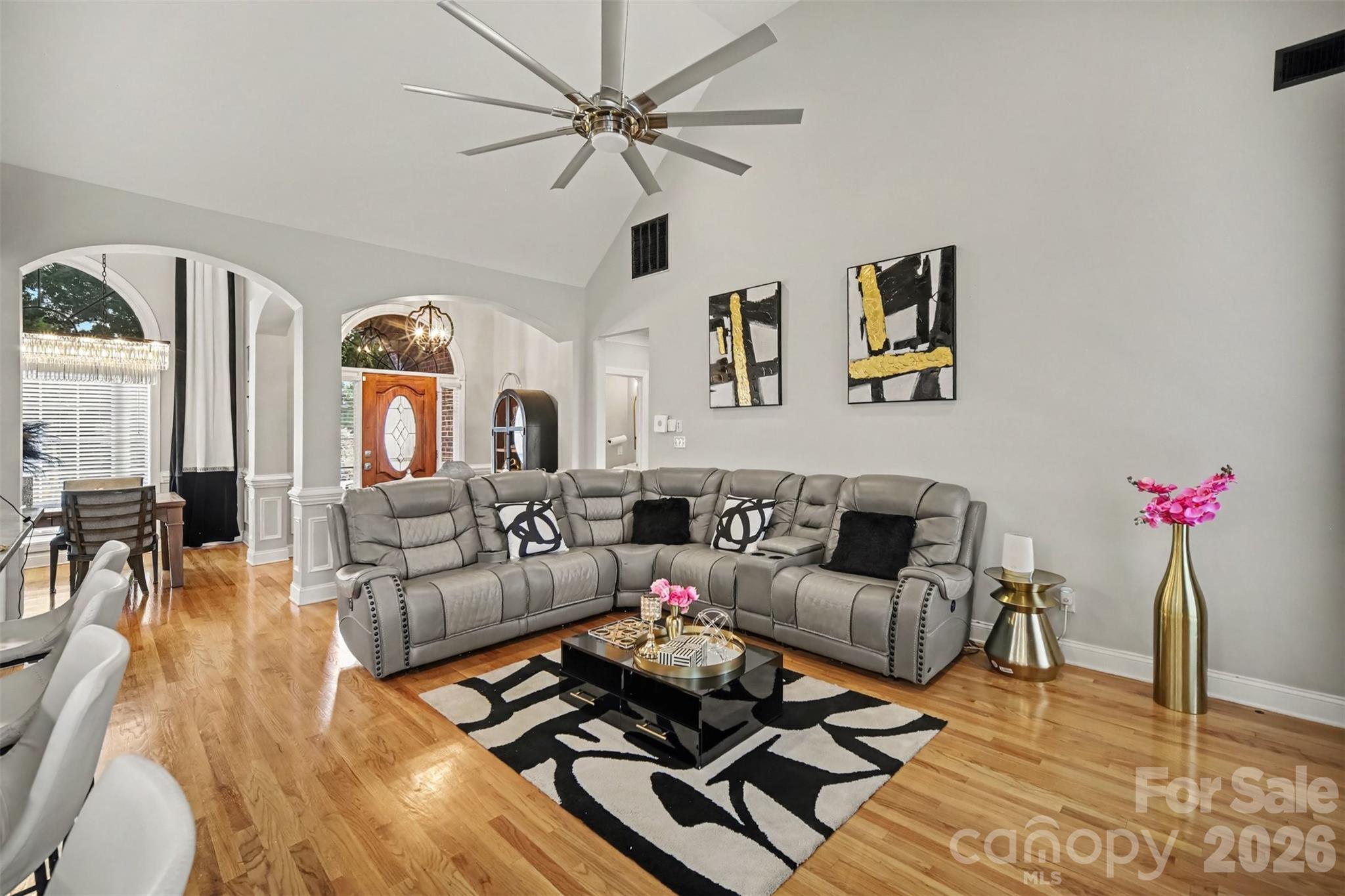 2013 Buckthorn Court