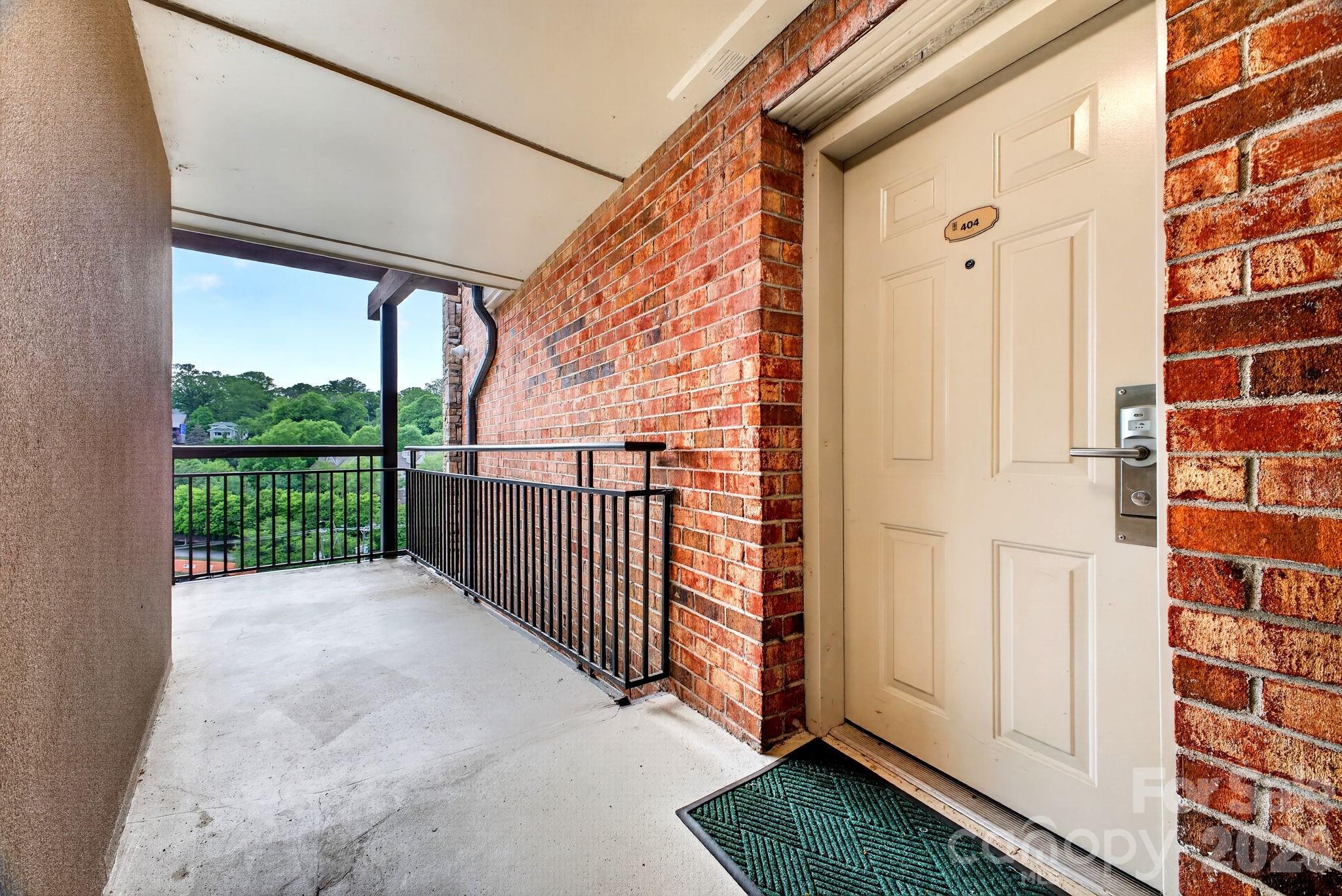 404 Bowling Park Road