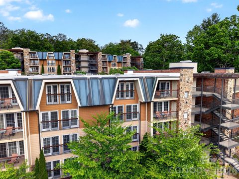 Photo of 404 Bowling Park Road, Asheville, NC 28803 (MLS # 4378381)
