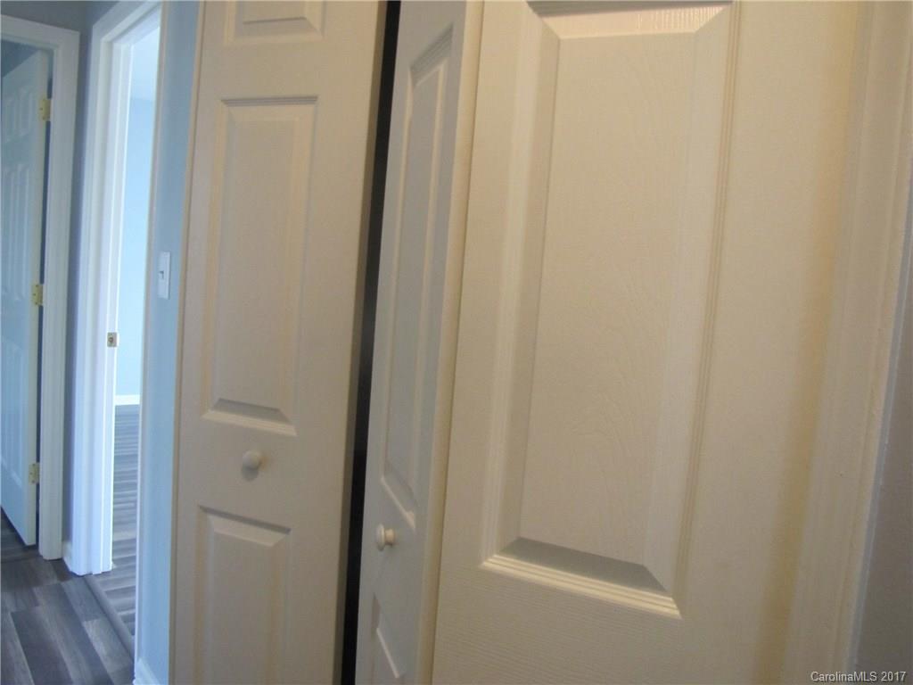 Twin Lakes - Residential Lease