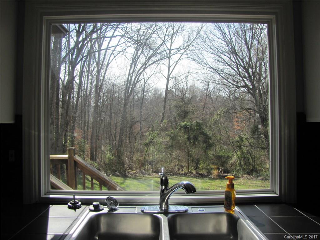 Twin Lakes - Residential Lease