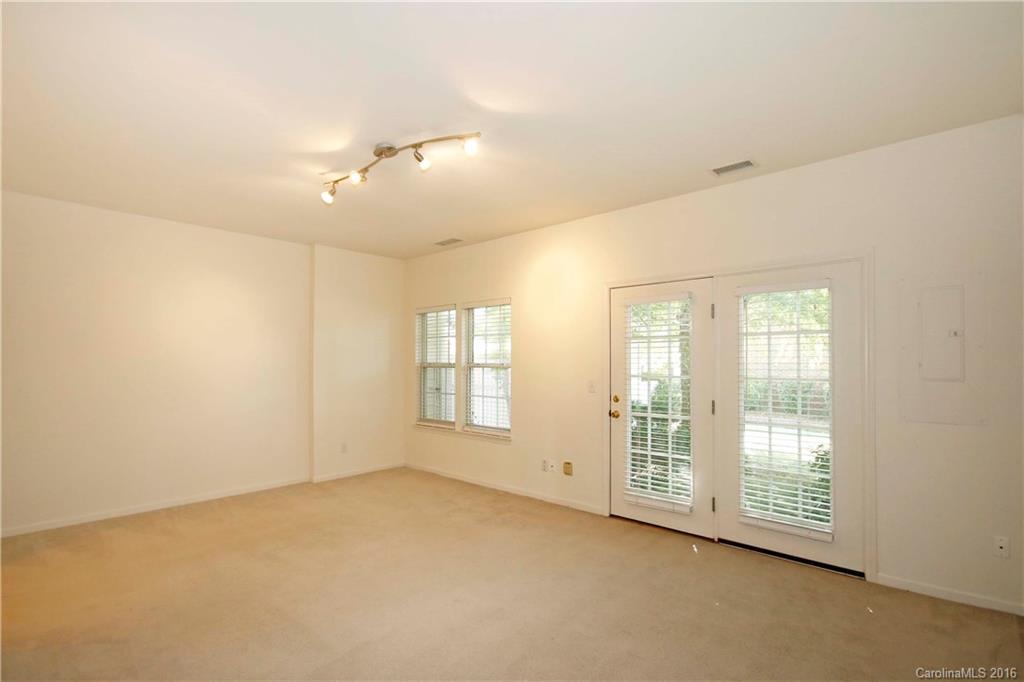 Oakhurst - Residential