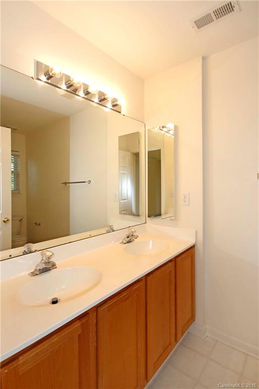 Oakhurst - Residential