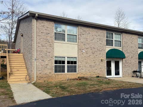 Photo for 101 Cedar Ridge Drive