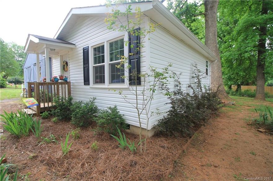 LOOKING FOR THE SIMPLE LIFE? LOOK NO MORE!! THIS TINY HOUSE IS A CUTIE PIE!! With new siding, new windows, new roof, new flooring and a 30 X 24 shop this one won't last long! Seller will have new HVAC system and range installed with acceptable offer. Bring your buyers!!! Seller financing available.