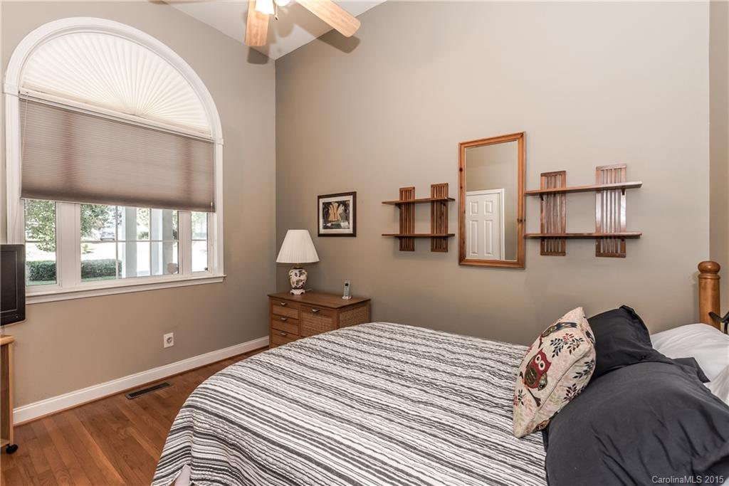 Riverwalk - Residential