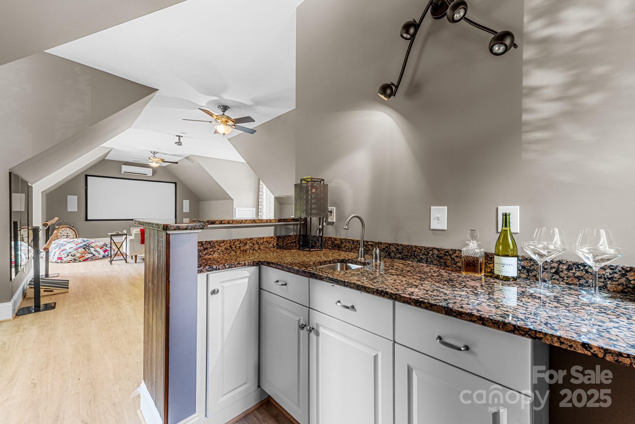 Walden Pond - Residential