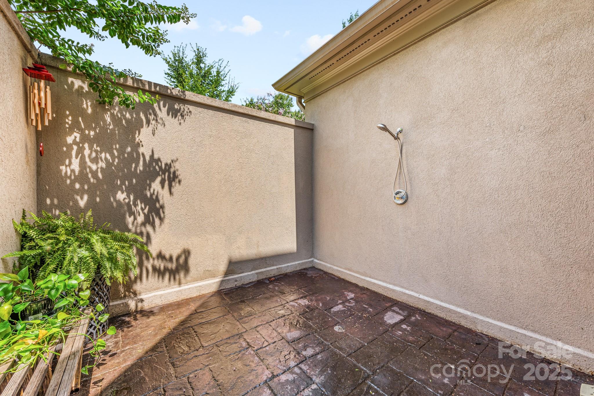 Walden Pond - Residential