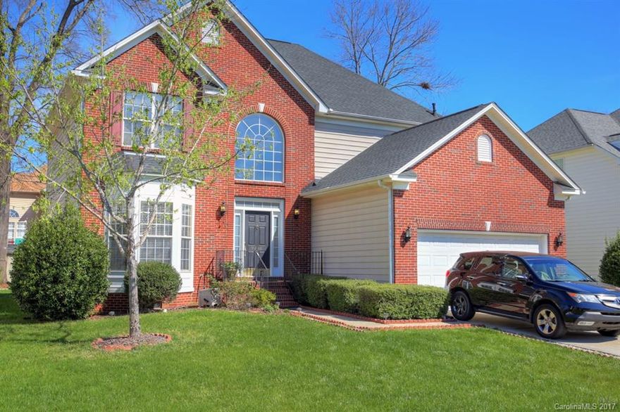 Beautiful Home, Great Location, Highly Sought After School District!  What more could you ask for.  Come by and see this 4 bedroom and 2.1 bathroom home in the Blakeney Heath neighborhood in South Charlotte.  Well maintained yard and a gorgeous deck out back.  Newly installed granite counter tops in the kitchen and hardwoods throughout the first and second floor of the home.