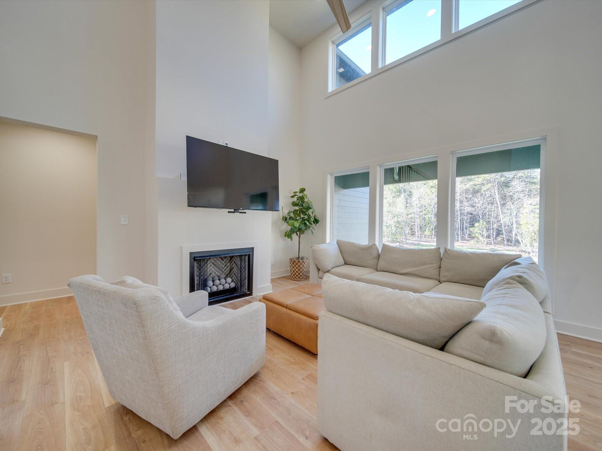 8039 Mcconnell Road