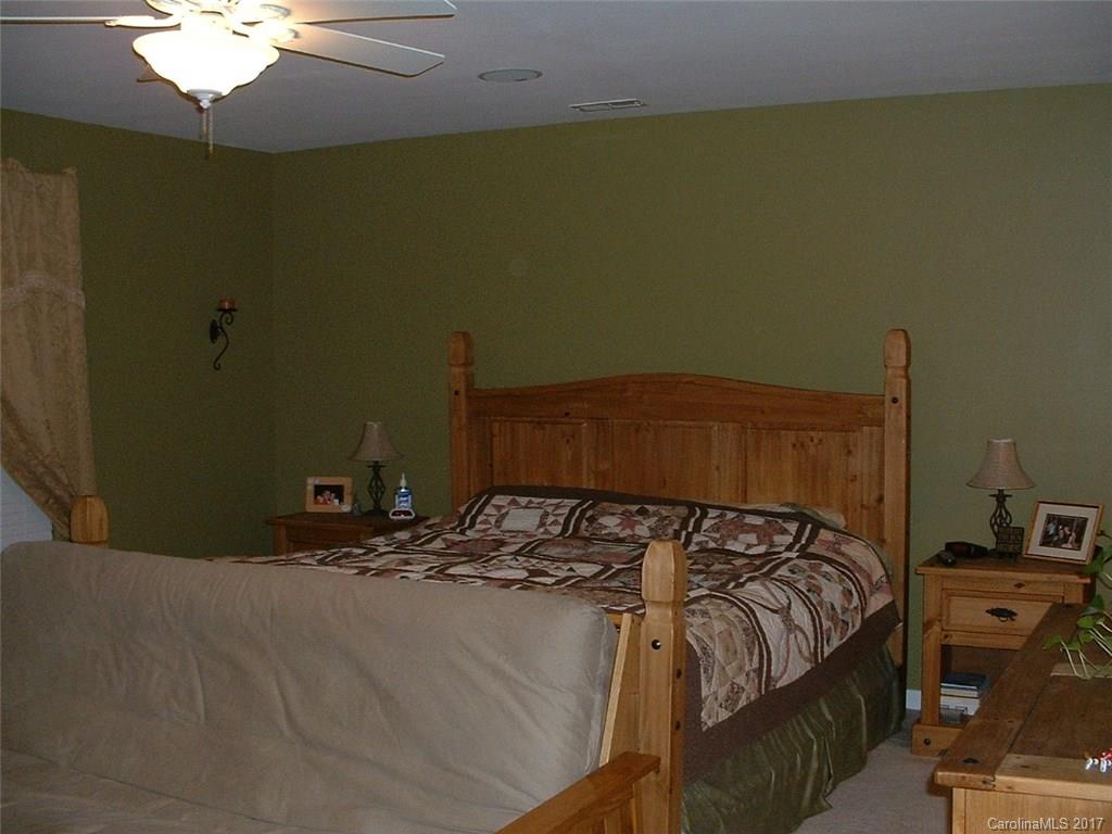 Oakbrooke - Residential Lease