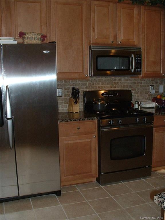 Oakbrooke - Residential Lease