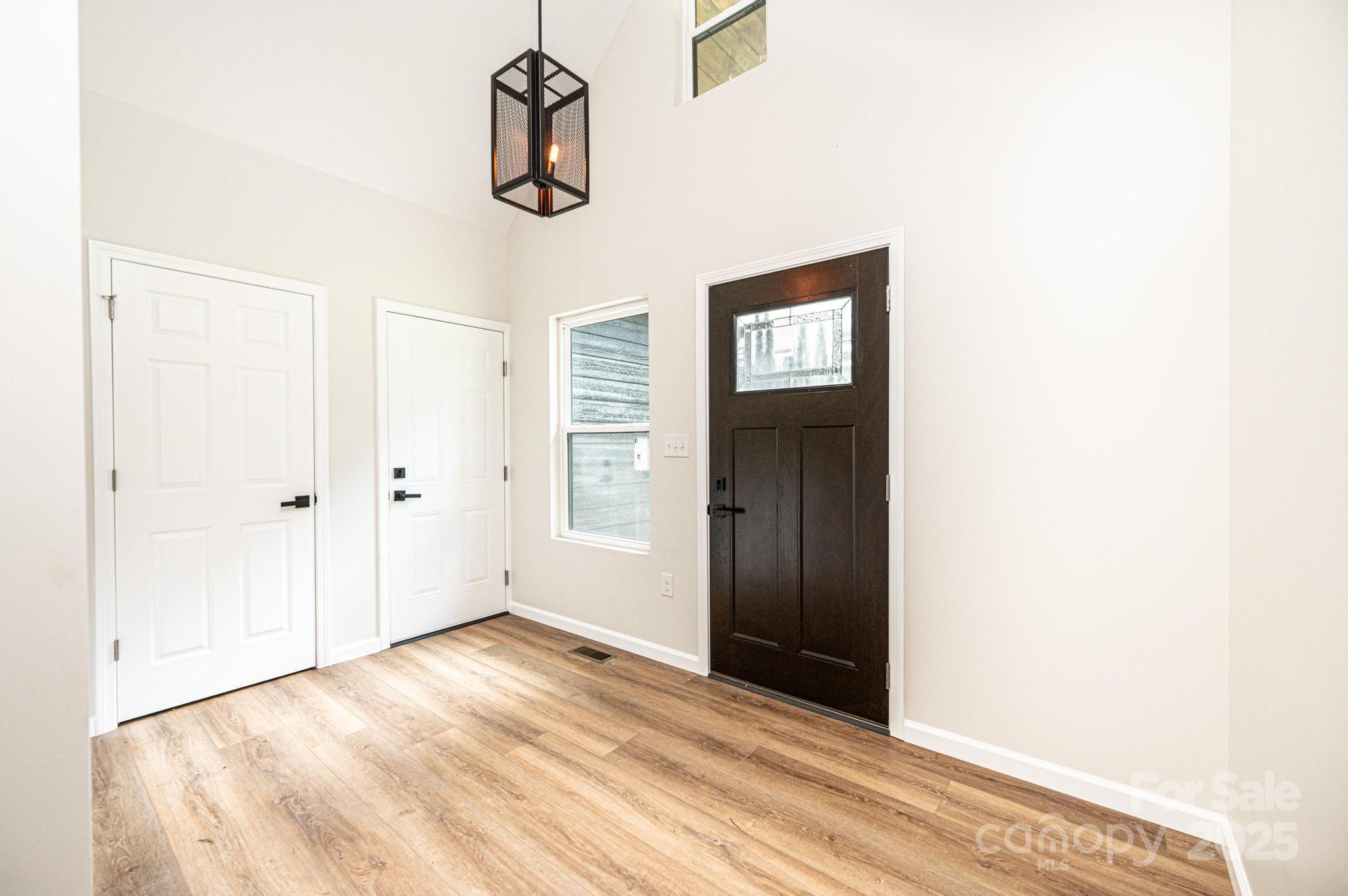 122 39th Avenue Court NW