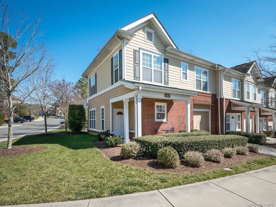 End unit townhome in Ballantyne w/ 9 ft. ceilings & intimate front porch. Notice open floor plan, gas fireplace, hardwoods & computer niche. Kitchen has granite counters, island & black apps. Cozy backyard/patio is semi-private. Powder room downstairs has been updated w/ a light fixture & mirror. Large closets throughout. Spacious laundry w/ storage. Jack & Jill bath &  Master bath recently updated w/ granite, sinks, faucets, light fixtures & mirrors. New storm door. This home won't last long!