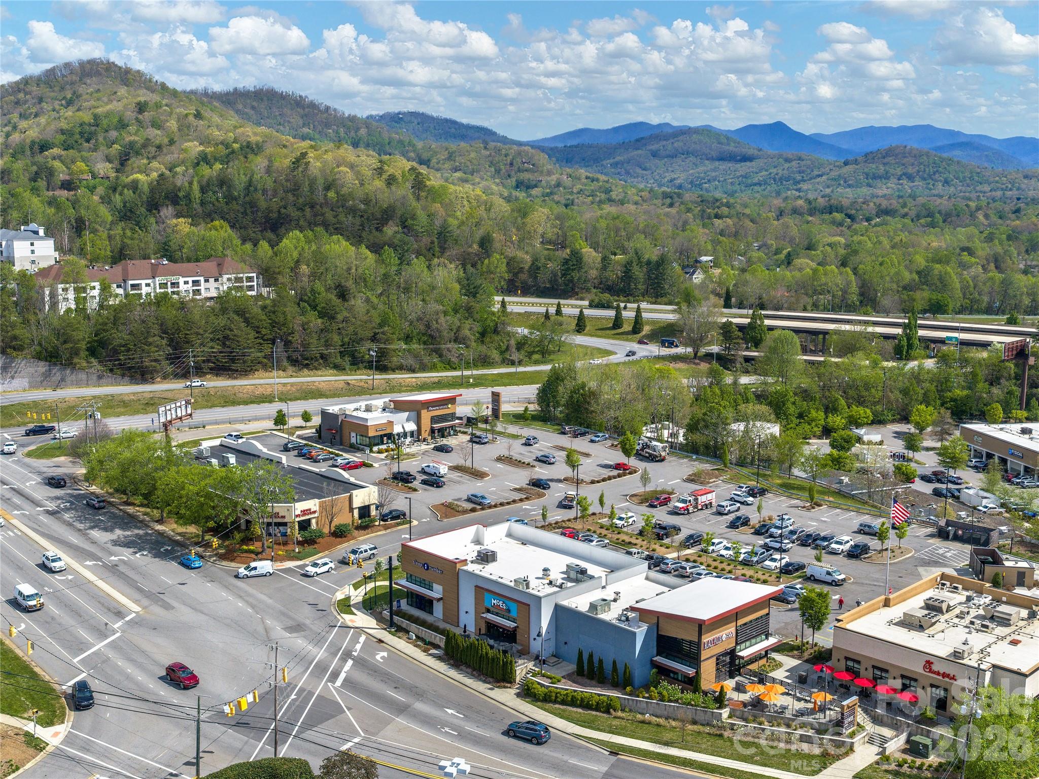 15-40 Peaks Center Lane