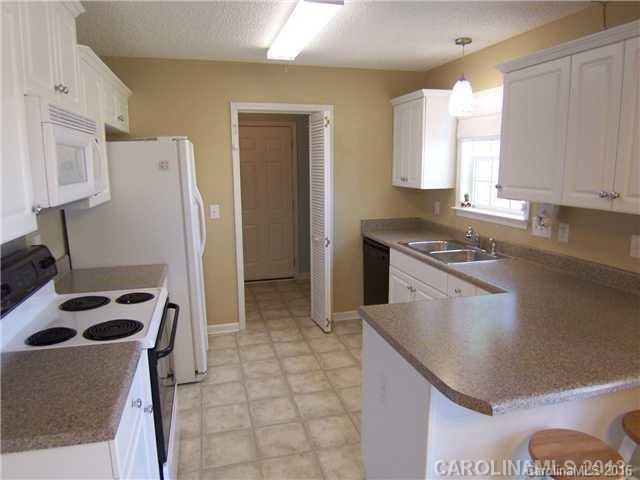 Hallmark Glen - Residential Lease