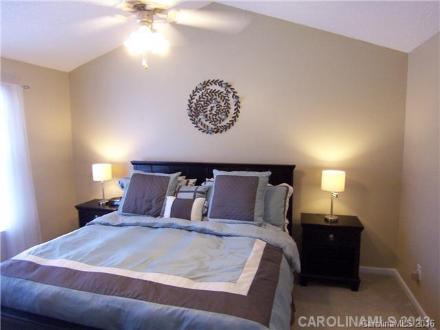 Hallmark Glen - Residential Lease