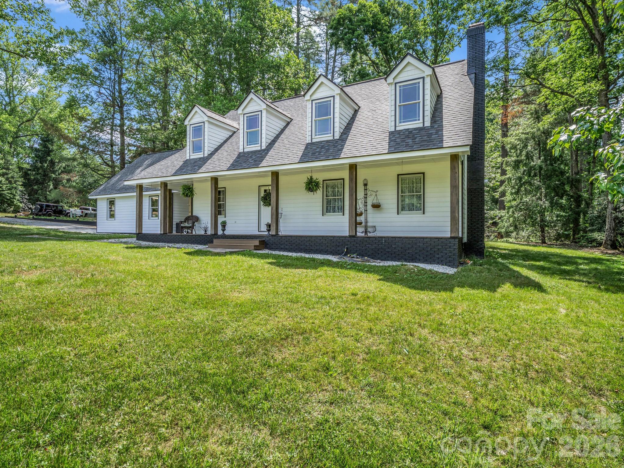 213 Raintree Drive