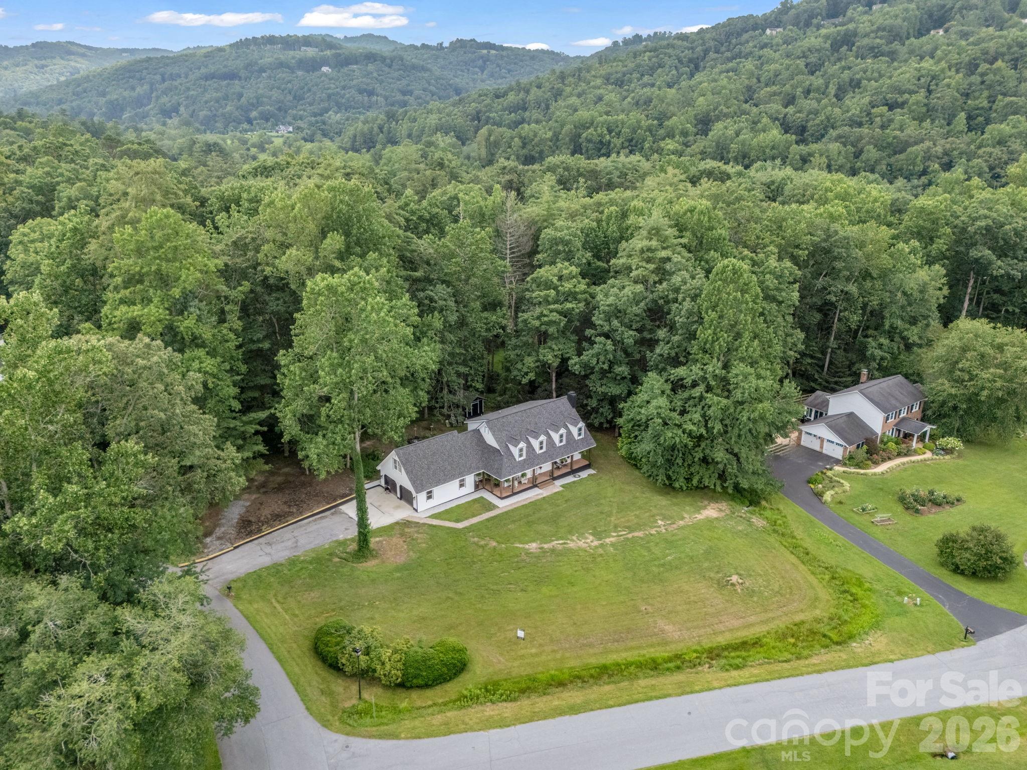 213 Raintree Drive