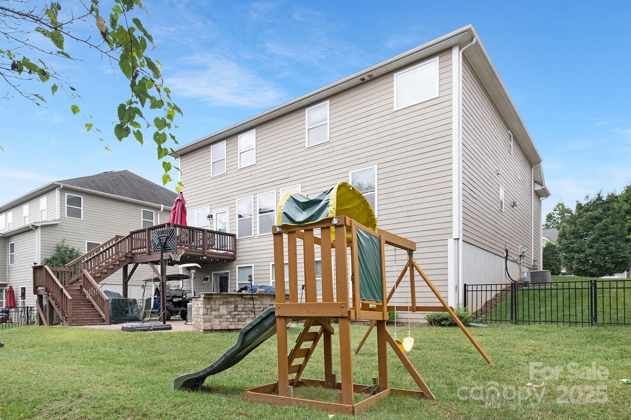 5033 El Molino Drive