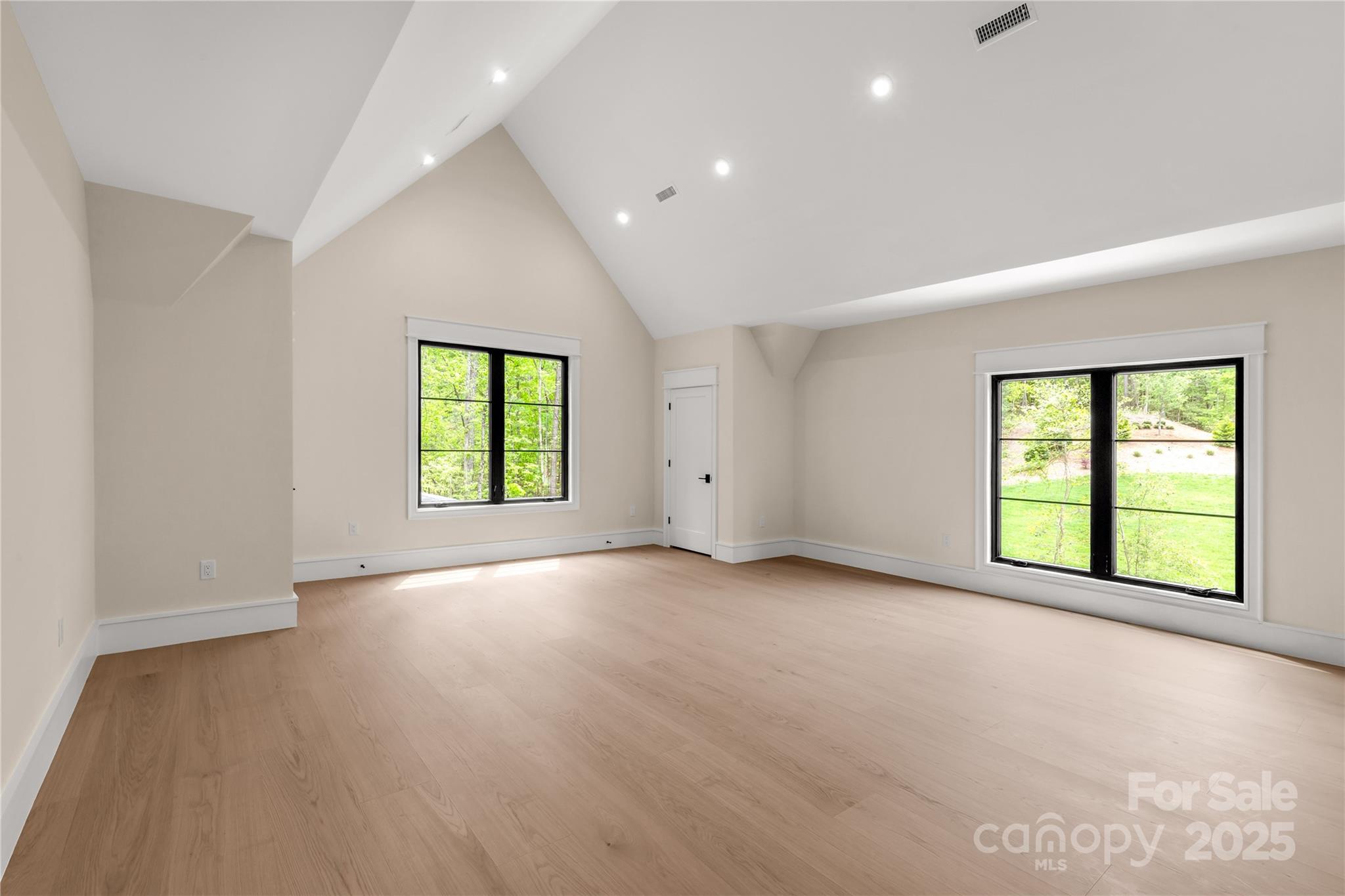 Riverchase Estates - Residential