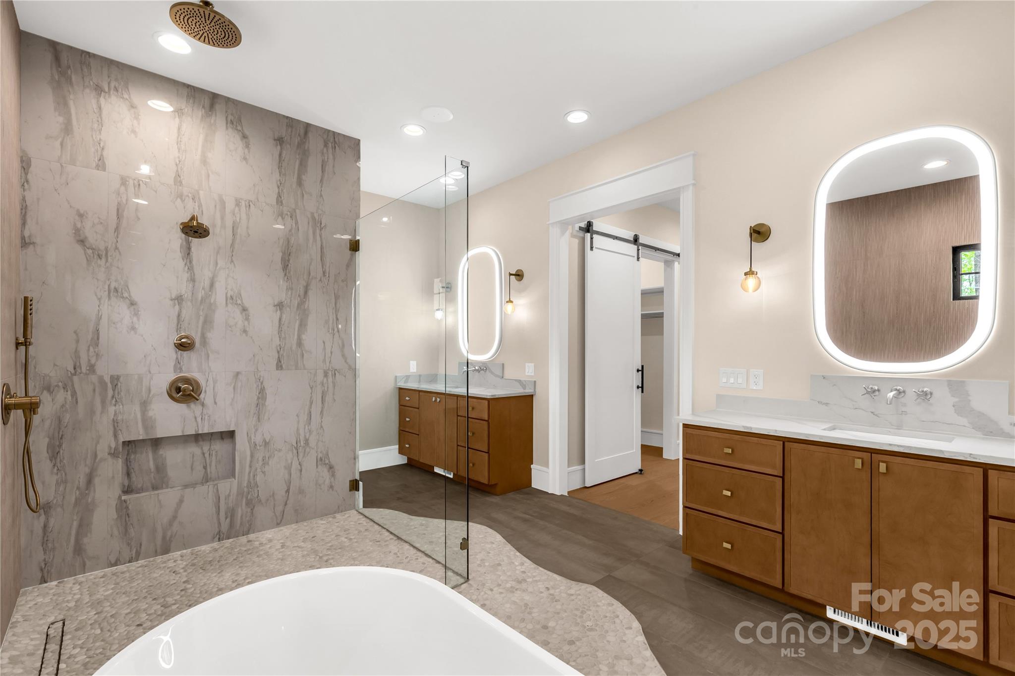 Riverchase Estates - Residential