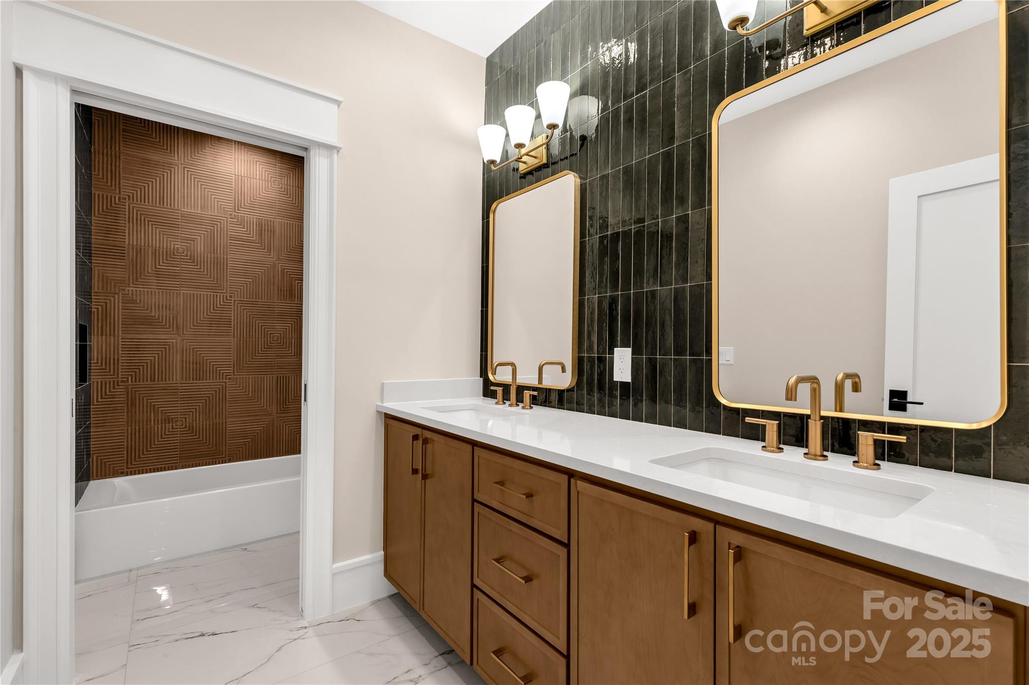 Riverchase Estates - Residential