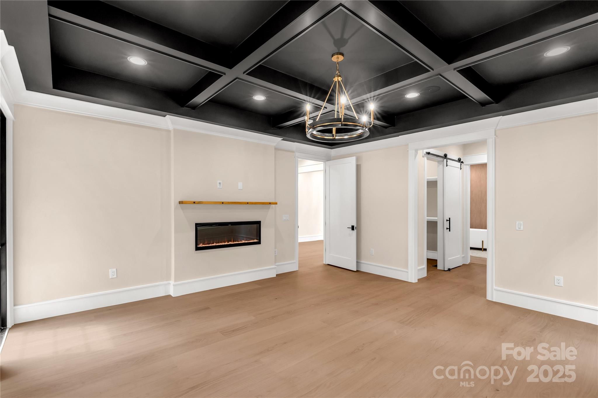 Riverchase Estates - Residential