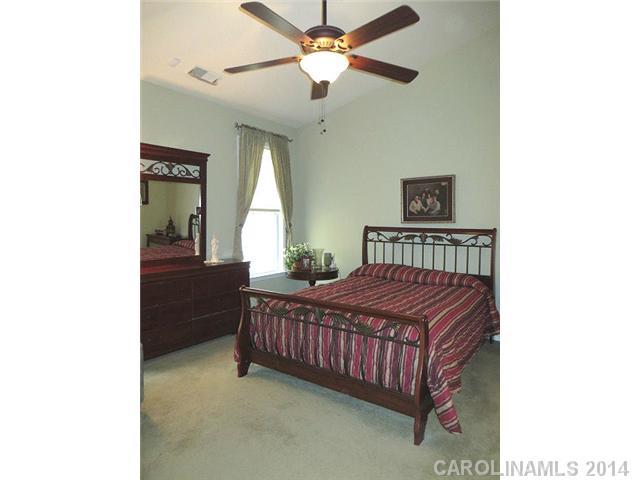 Four Seasons At Gold Hill - Residential