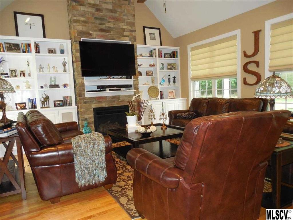 Winding Creek - Residential