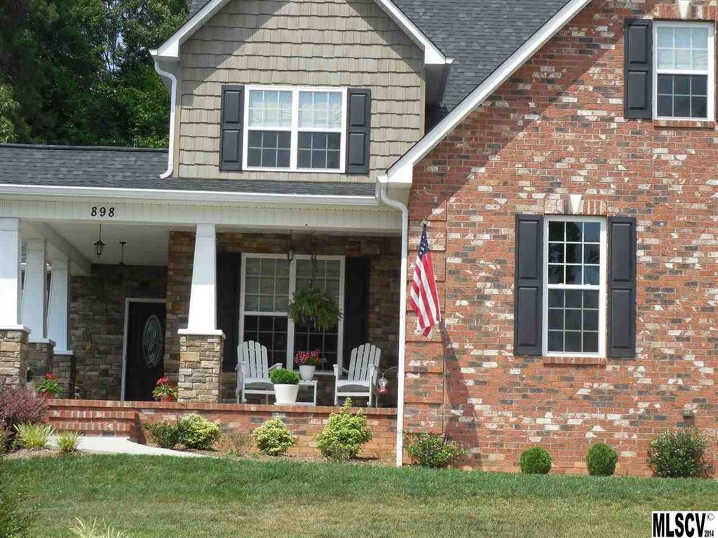 Winding Creek - Residential