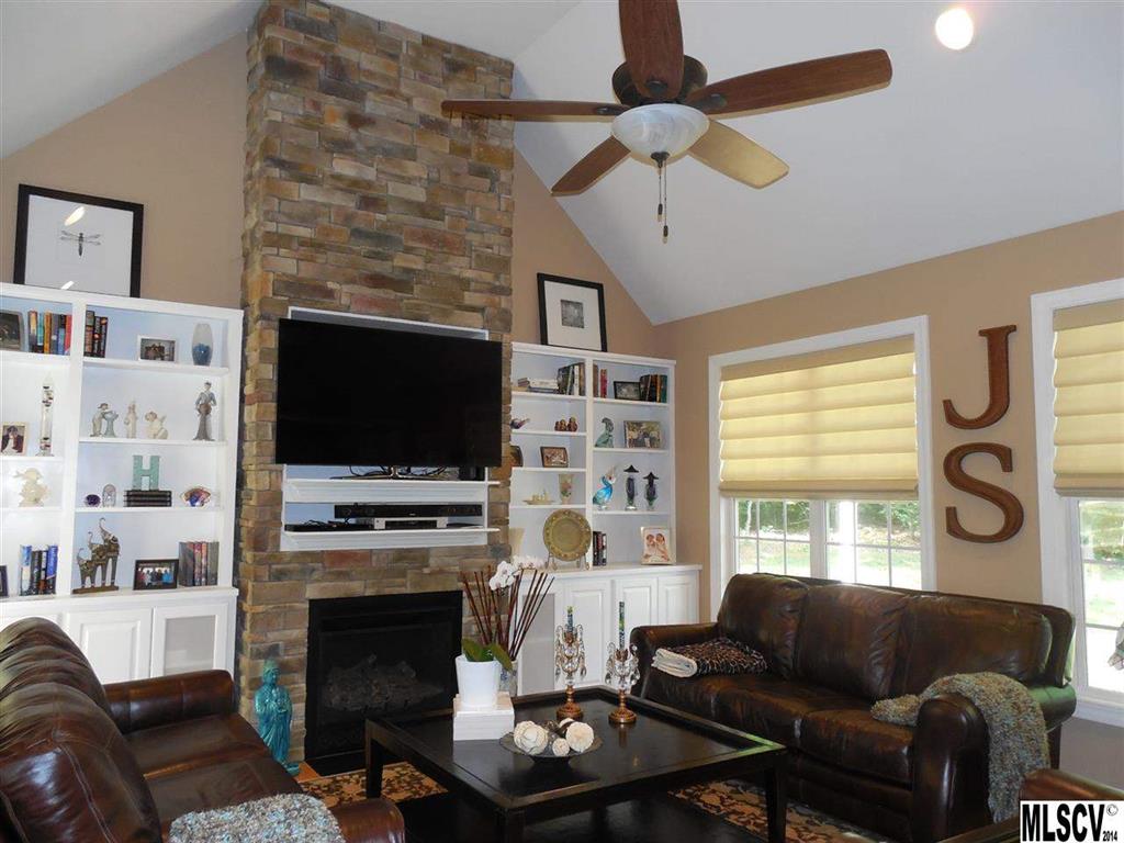 Winding Creek - Residential