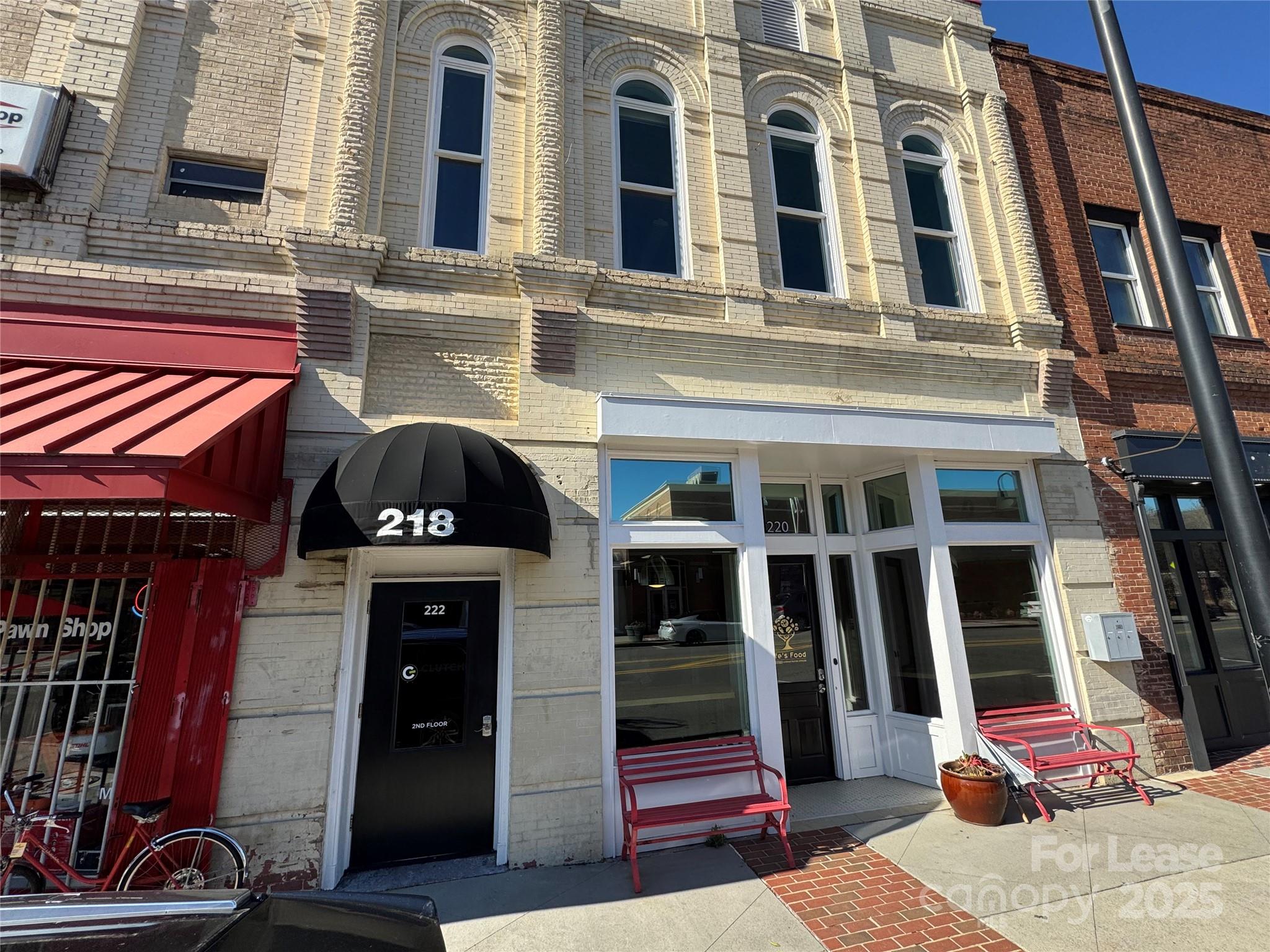 222 Main Street N 220