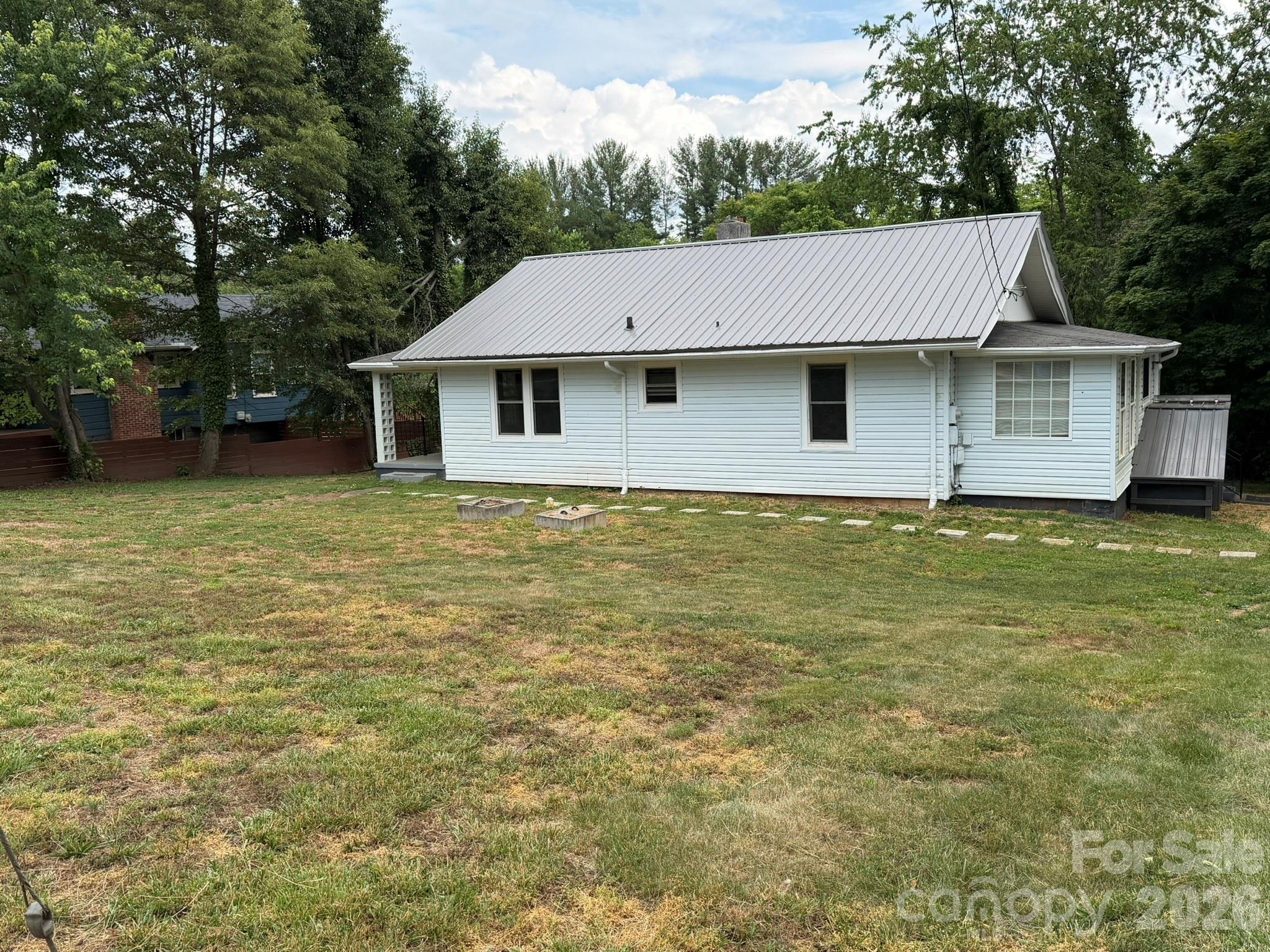 41 Oak Hill Drive