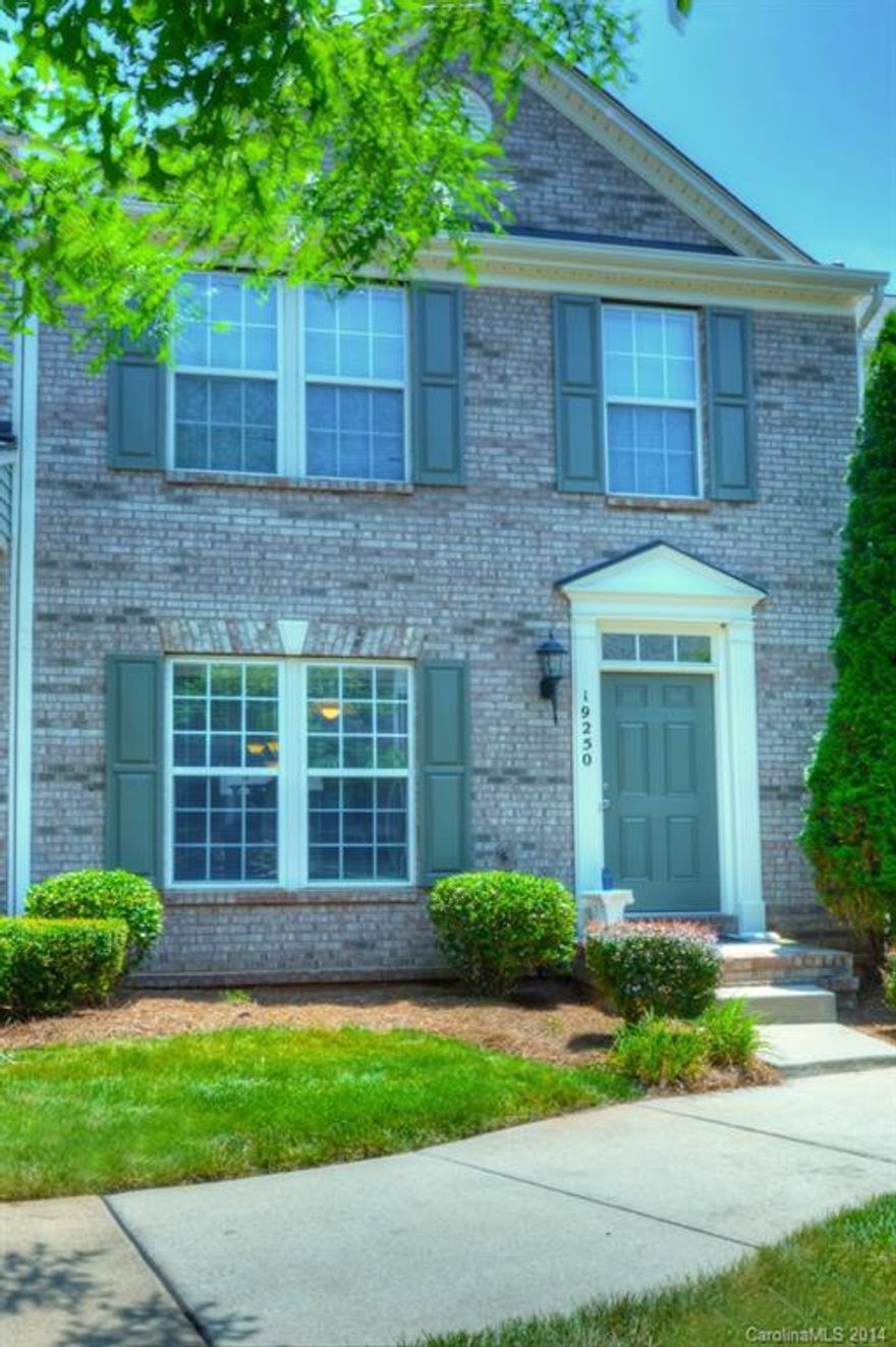 Immaculate 3 Story Condo In Lake Norman Cove!  Walk to Jetton Park EVERYDAY! This Former Model Townhome Has Every Feature You Could Possibly Think Of!  Upgraded Fixtures and Lighting Throughout, New Ceramic and Pergo Laminate Flooring, Freshly Painted with Neutral Colors, Updated Appliances, Surround Sound Throughout The Home, Private Deck Off The Main Floor, A Bonus Room and Half Bath Downstairs That Would Be Great For a Media Room or Kids TV Room!  Easy Access To Boat Ramp, shopping and more!