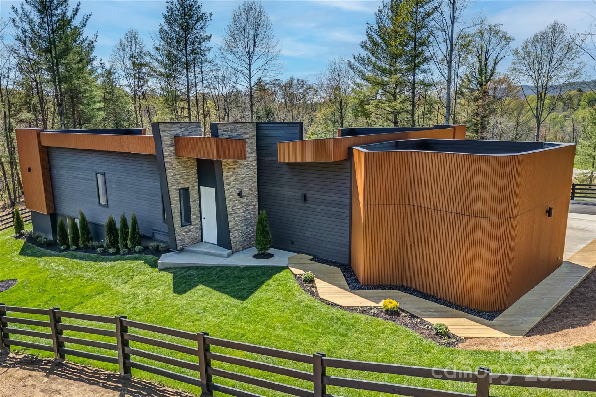 78 Manchester Way 1