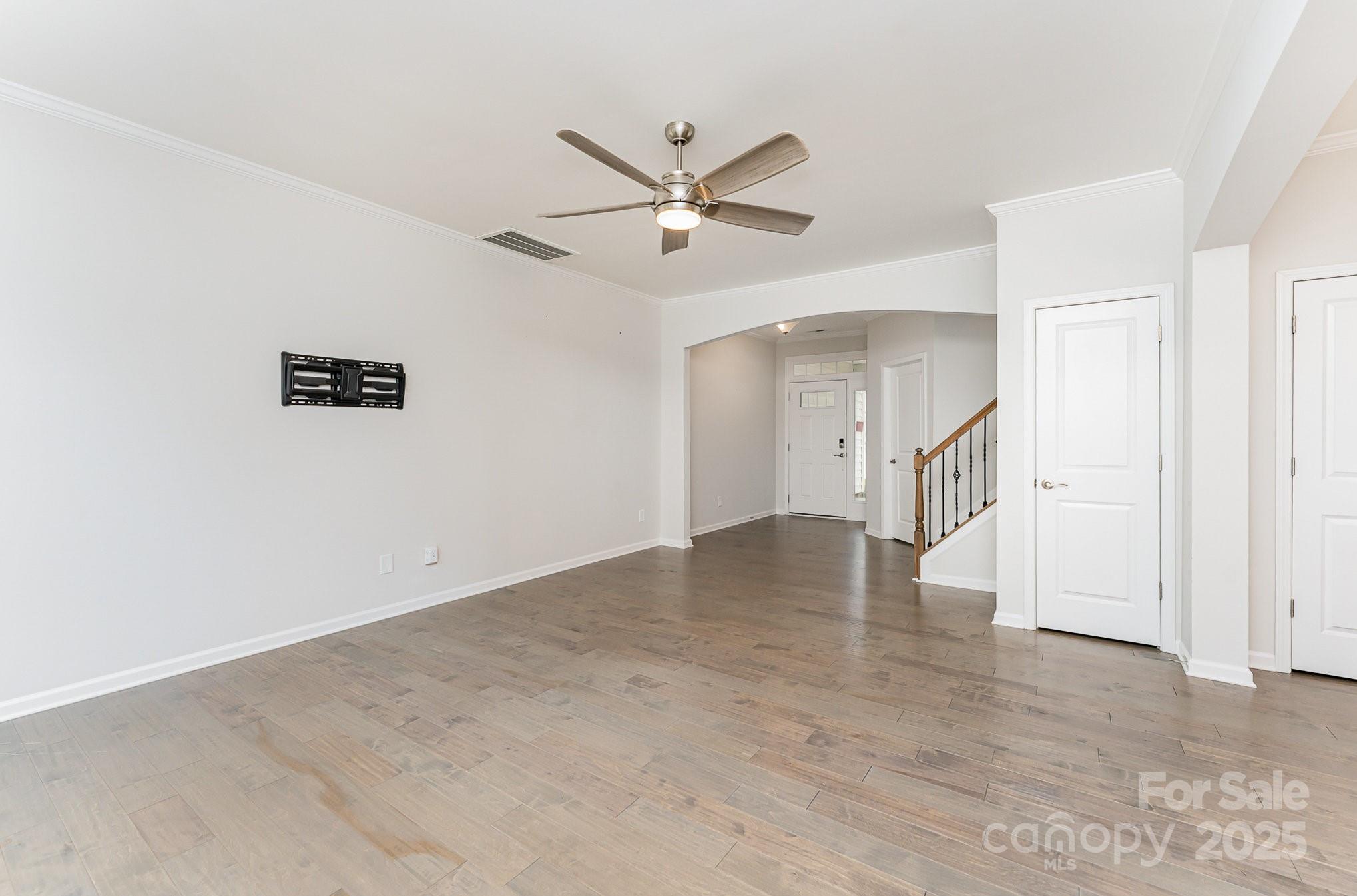 829 River Park Road