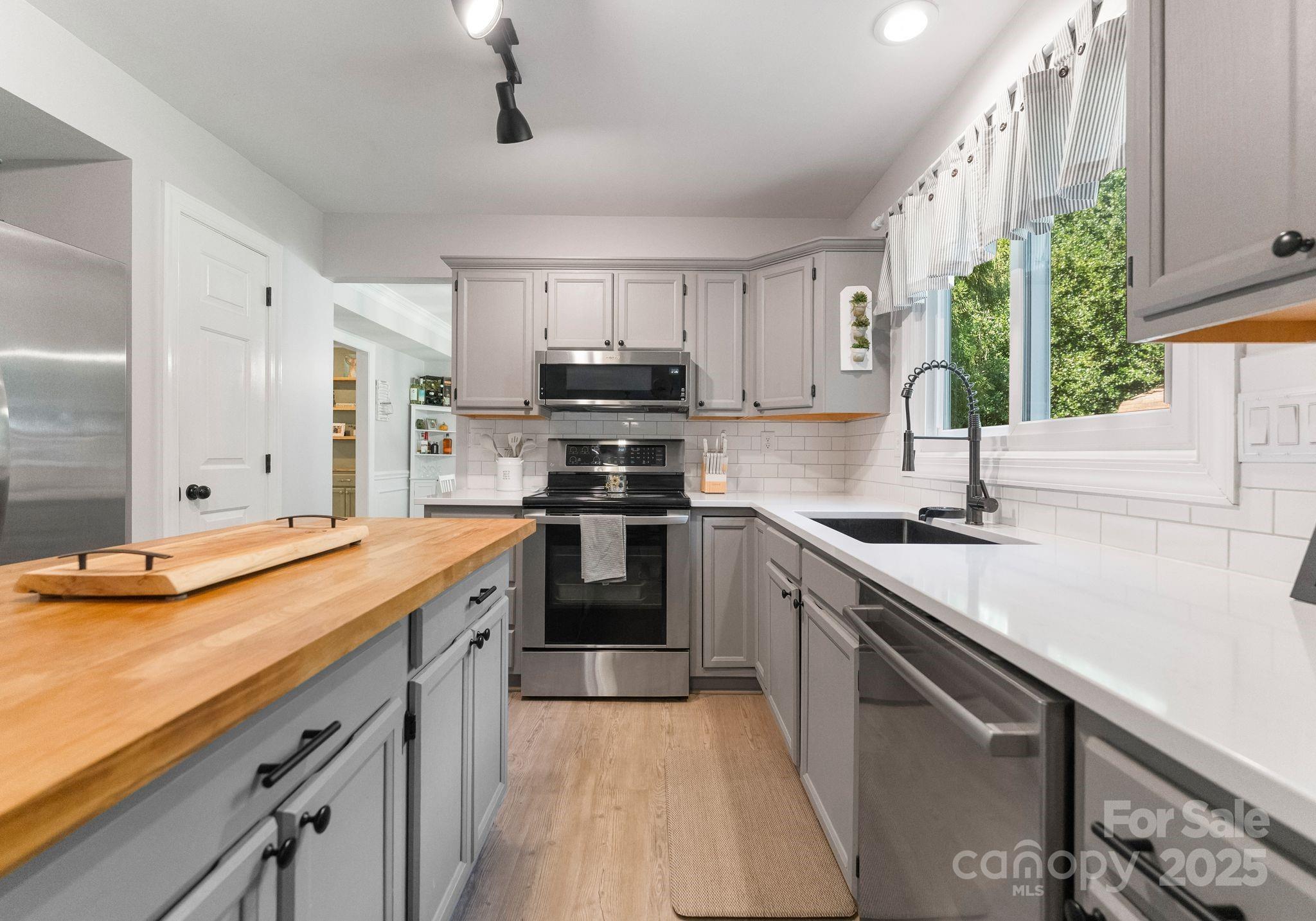 Cedarfield - Residential